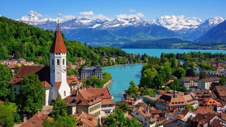 Read more about the article HOW TO APPLY FOR A VISIT or A TOURIST VISA TO SWITZERLAND