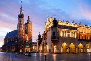 Read more about the article HOW TO APPLY FOR A VISIT or A TOURIST VISA TO POLAND