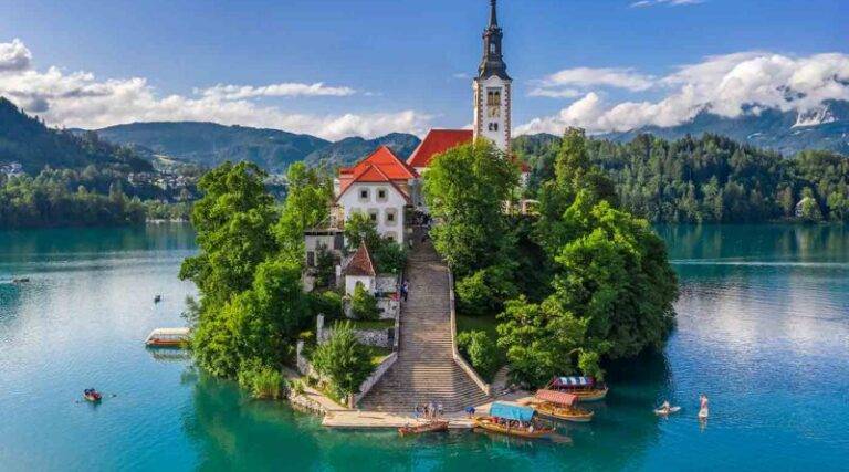 Read more about the article HOW TO APPLY FOR A TOURIST OR A VISIT VISA TO SLOVENIA